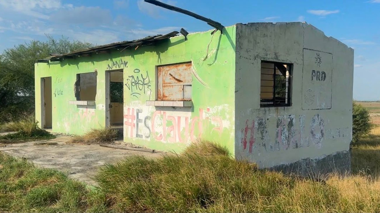 Lucen negocios en abandono sobre carretera Victoria-Zaragoza