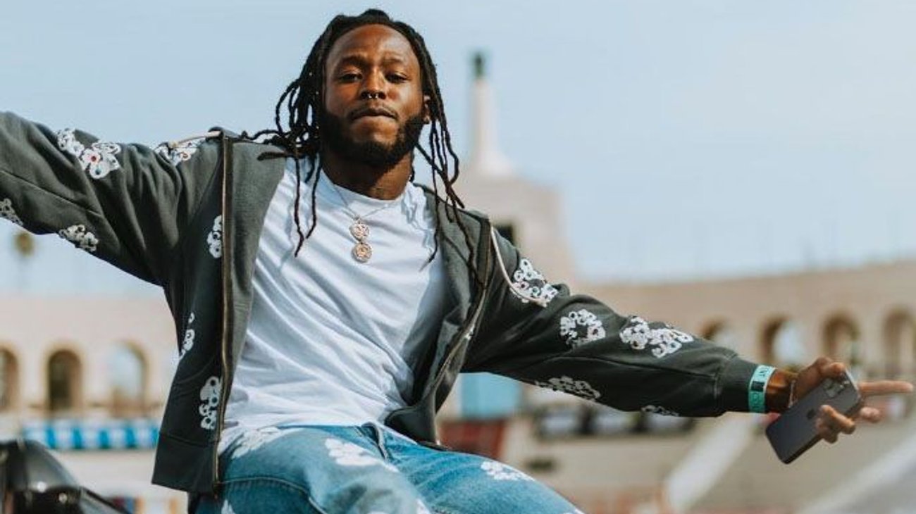 NFL suspende a cuatro jugadores por mala conducta