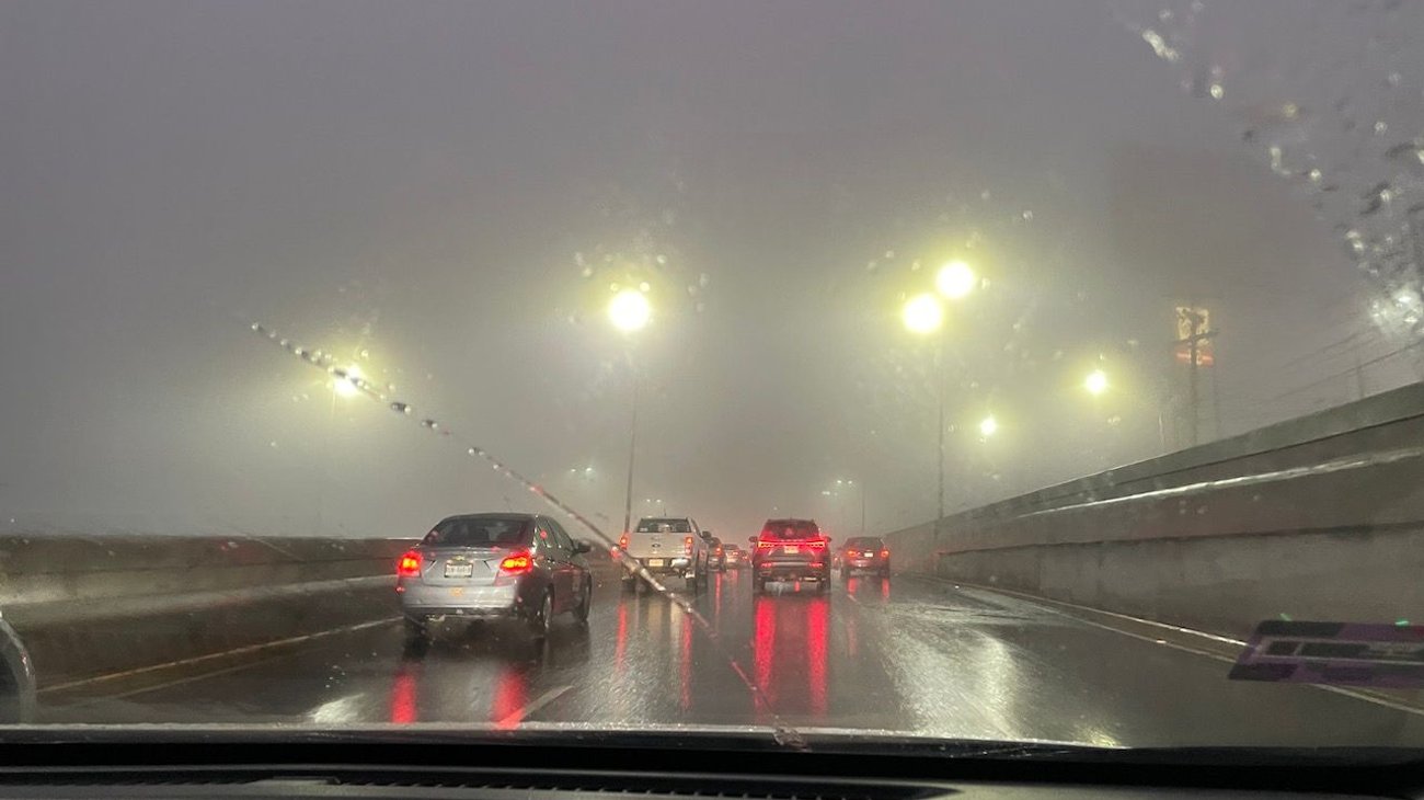 Compromete niebla y neblina visibilidad en Paseo de los Leones