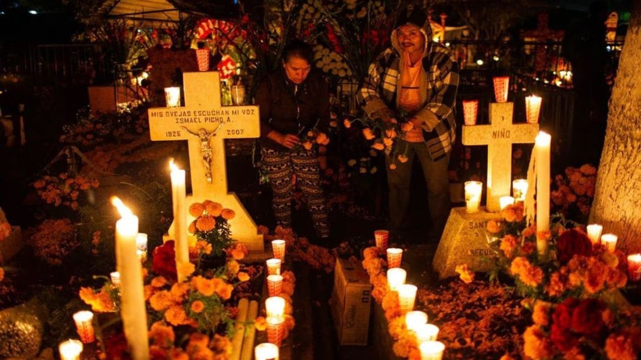 Niño pierde la vida en panteón en el Día de Muertos