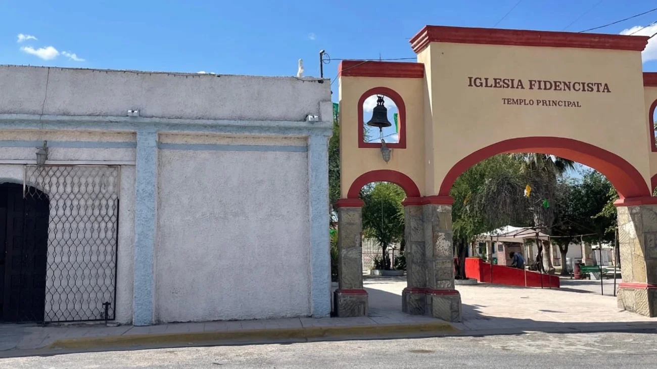 Asedian criminales a Mina; se vuelve 'pueblo fantasma'