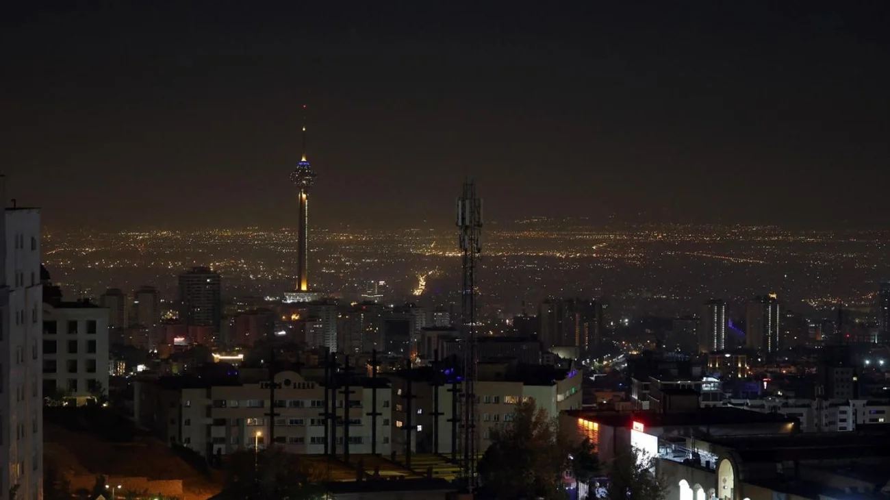 Nuevas explosiones sacuden el cielo de Teherán, Irán