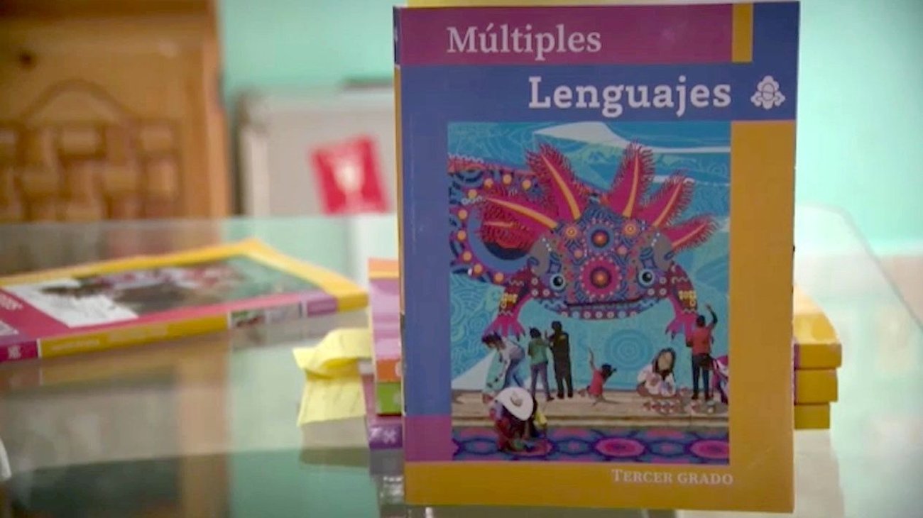 Espera Coahuila resolución de Controversia por libros