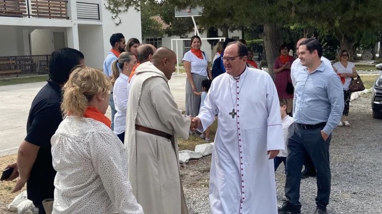 Obispo de Saltillo supervisa 30 de las 90 parroquias