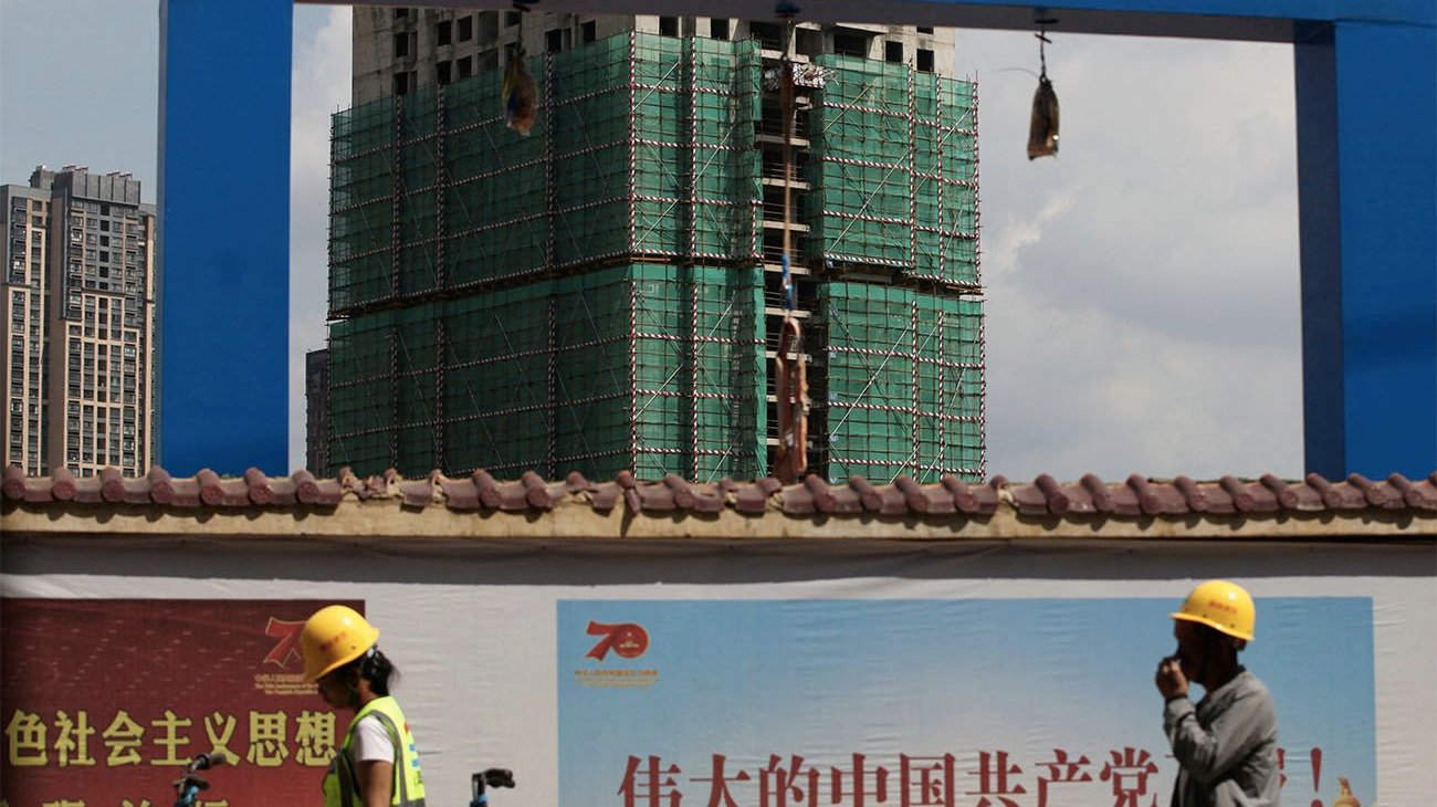 Seis fallecidos y cinco heridos tras colapsar grúa en China