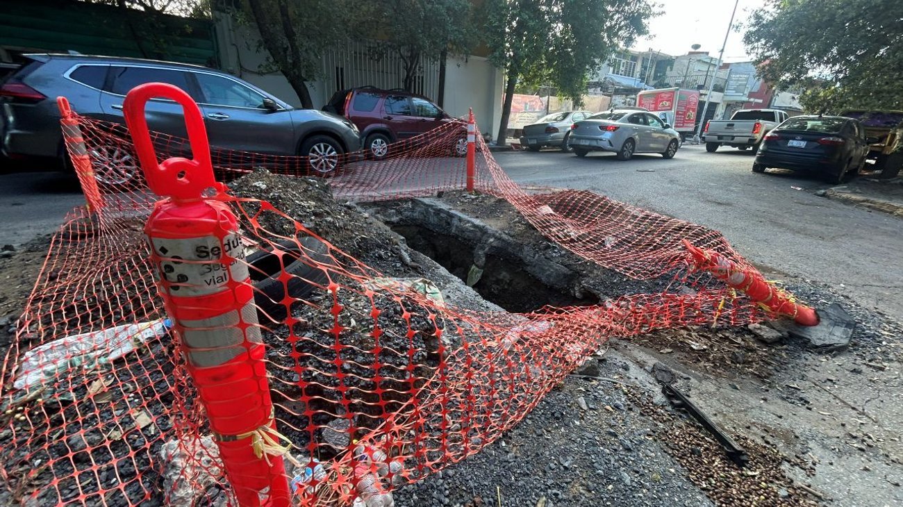 Reportan obra inconclusa de drenaje en la colonia Talleres
