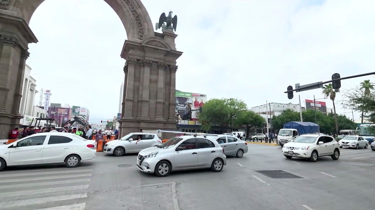 Acusa Estado improvisación en obras del Arco; prevén más tráfico
