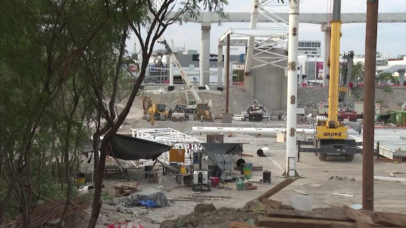 Atiende gobierno estatal obras pluviales en Av. Constitución