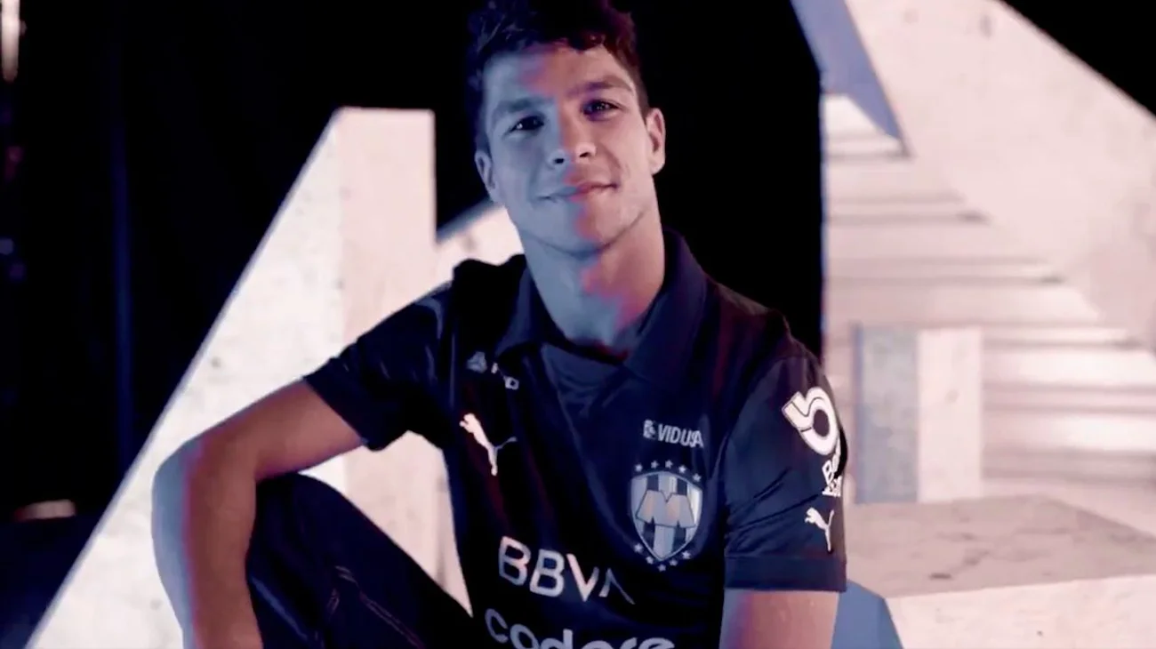 Presentan los Rayados su nuevo jersey alternativo