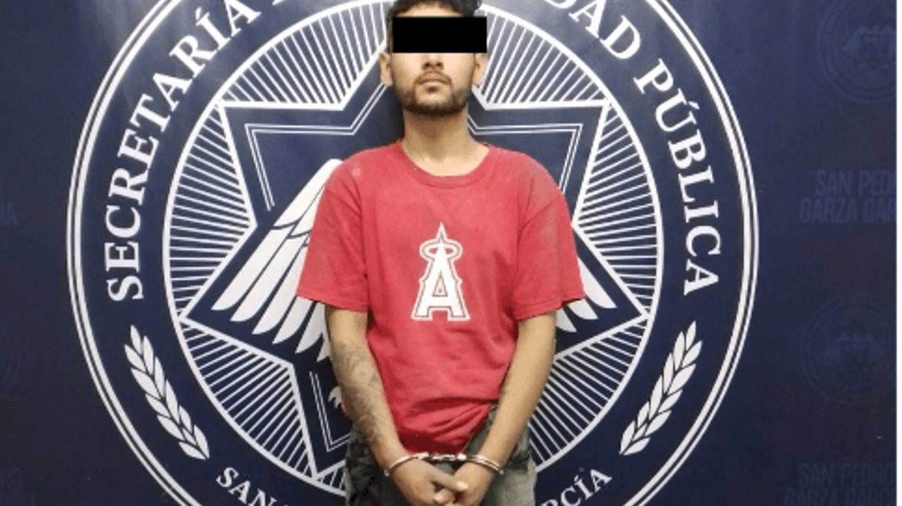 Detienen en San Pedro a joven con orden de aprehensión