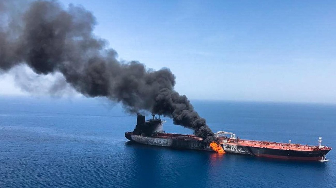 Irán autoriza 32 buques en Ormuz y refuerza control