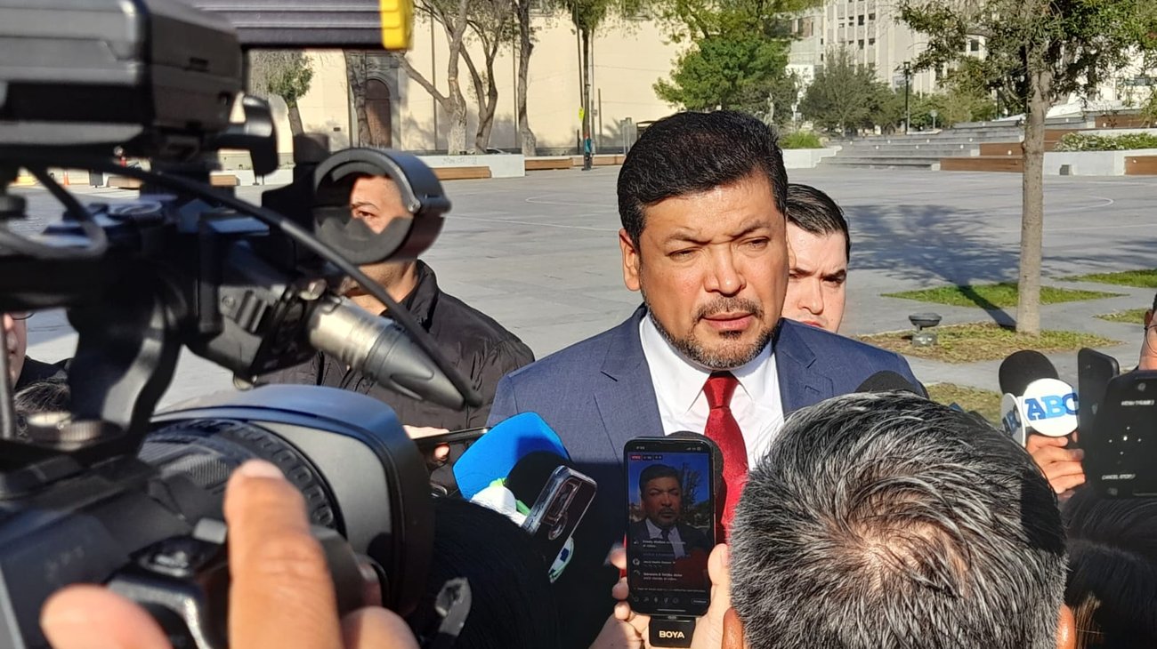 Orozco permanecerá como interino hasta notificación