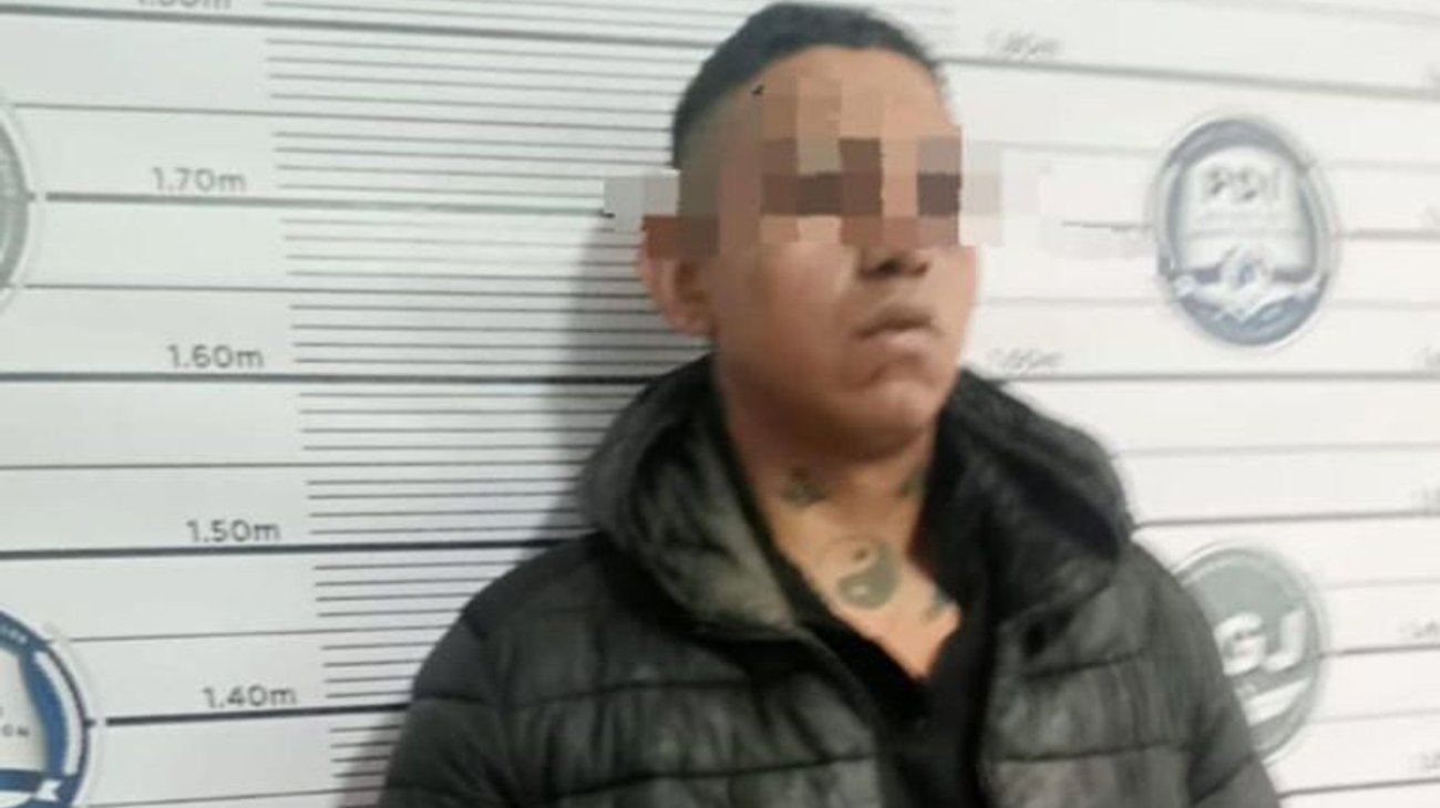 Pacientes golpean a extorsionador que presumía ser de cartel