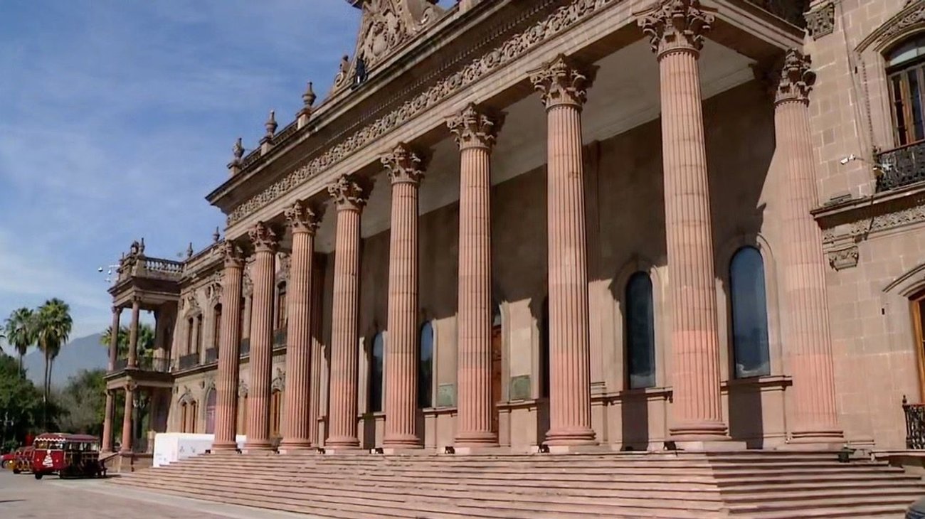 Publica Gobierno estatal 220 decretos del Congreso local