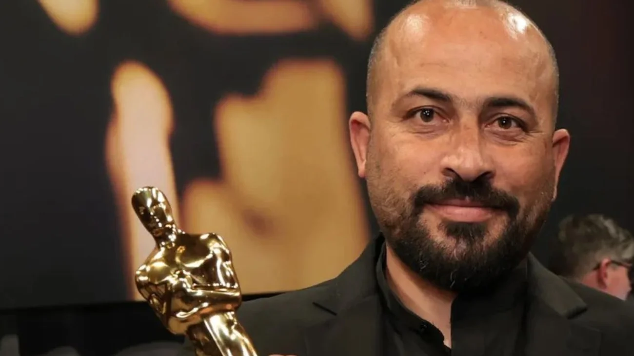 Libera Israel a codirector palestino tras una noche detenido