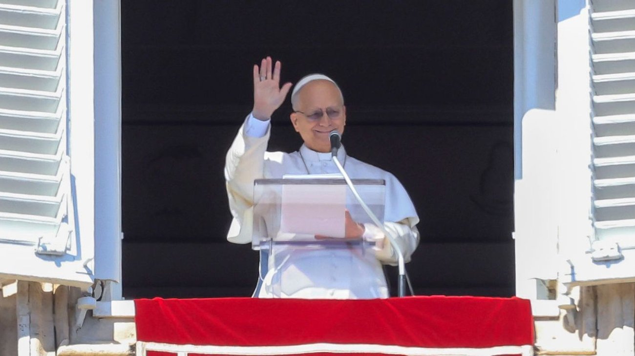 papa_leon_africa_6a5847e2d3