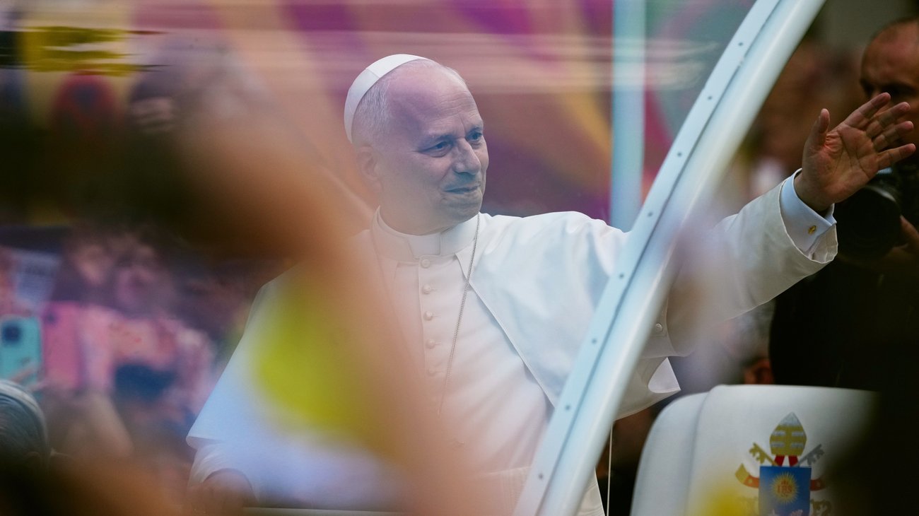papa_leon_xiv_iglesia_no_se_puede_quedar_muda_ante_crisis_migratoria_2c036f76bc