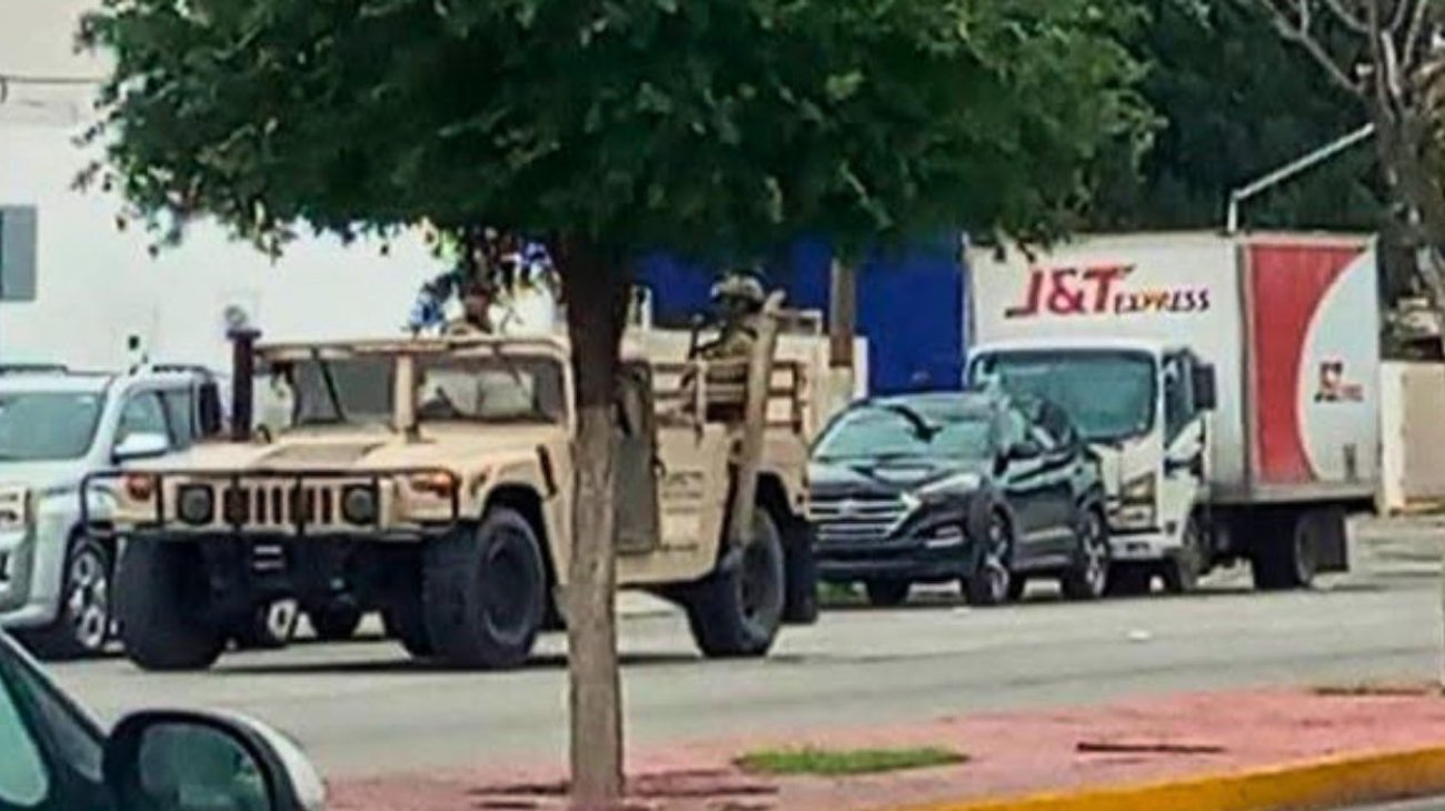 Ejército halla droga en camión de paquetería en Allende, Coahuila