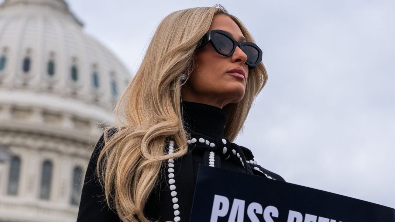 paris_hilton_ley_contra_ia_imagenes_sexuales_7f88158459