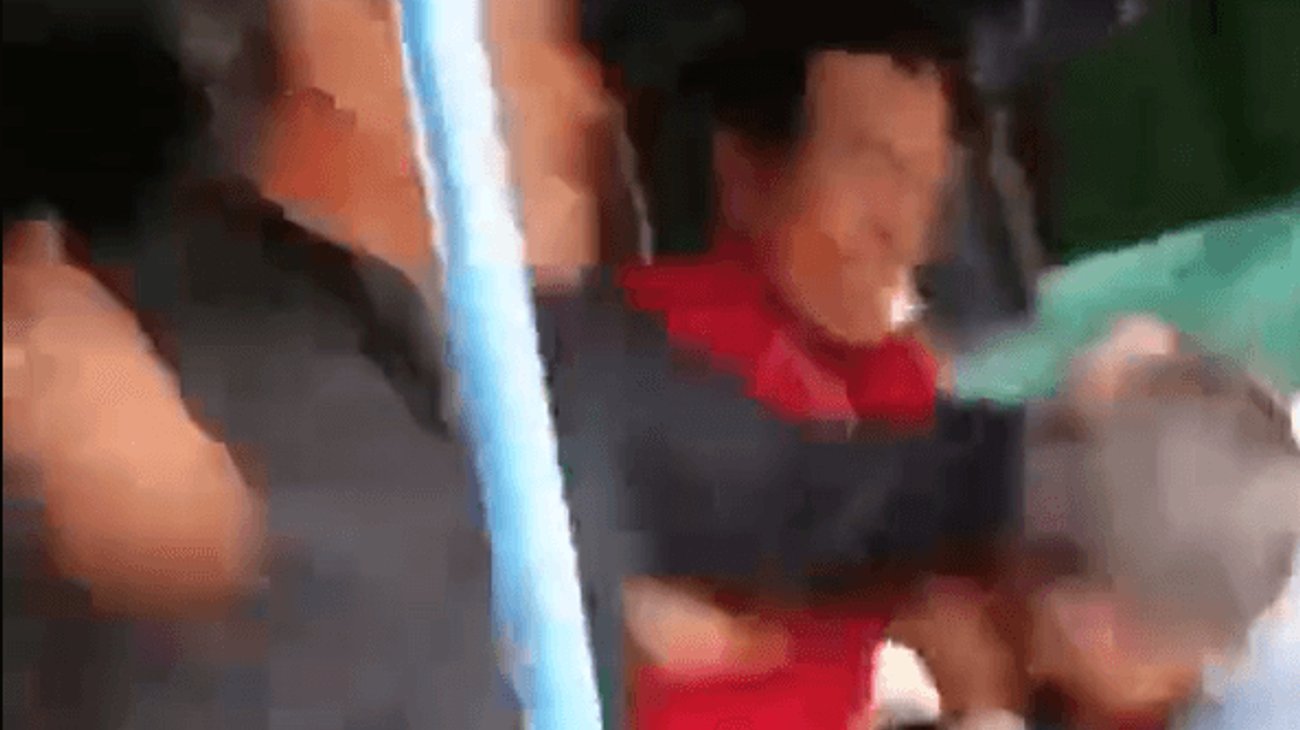 Chofer de transporte urbano y trabajadores protagonizan riña