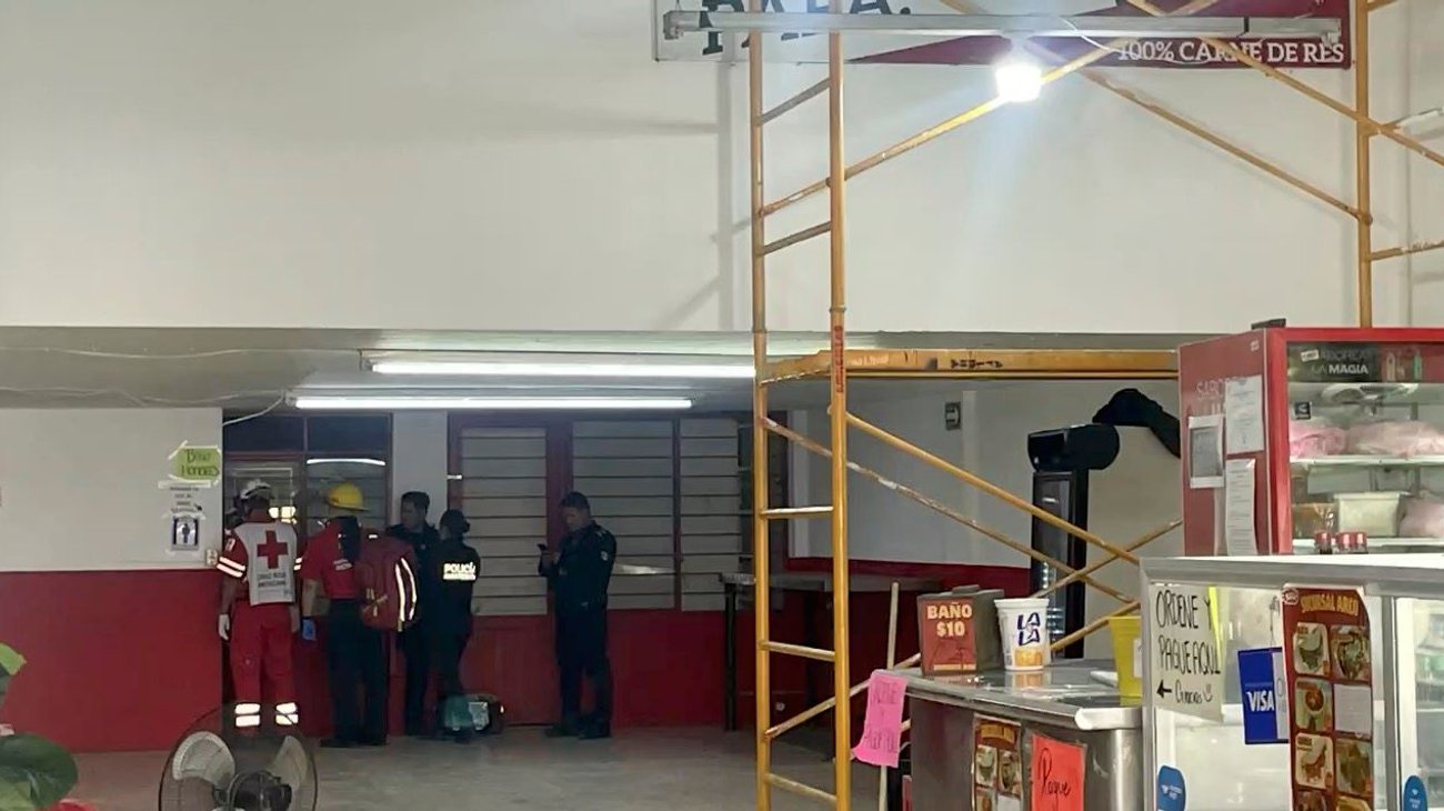Pelea entre taqueros deja a uno herido en el Centro de Monterrey