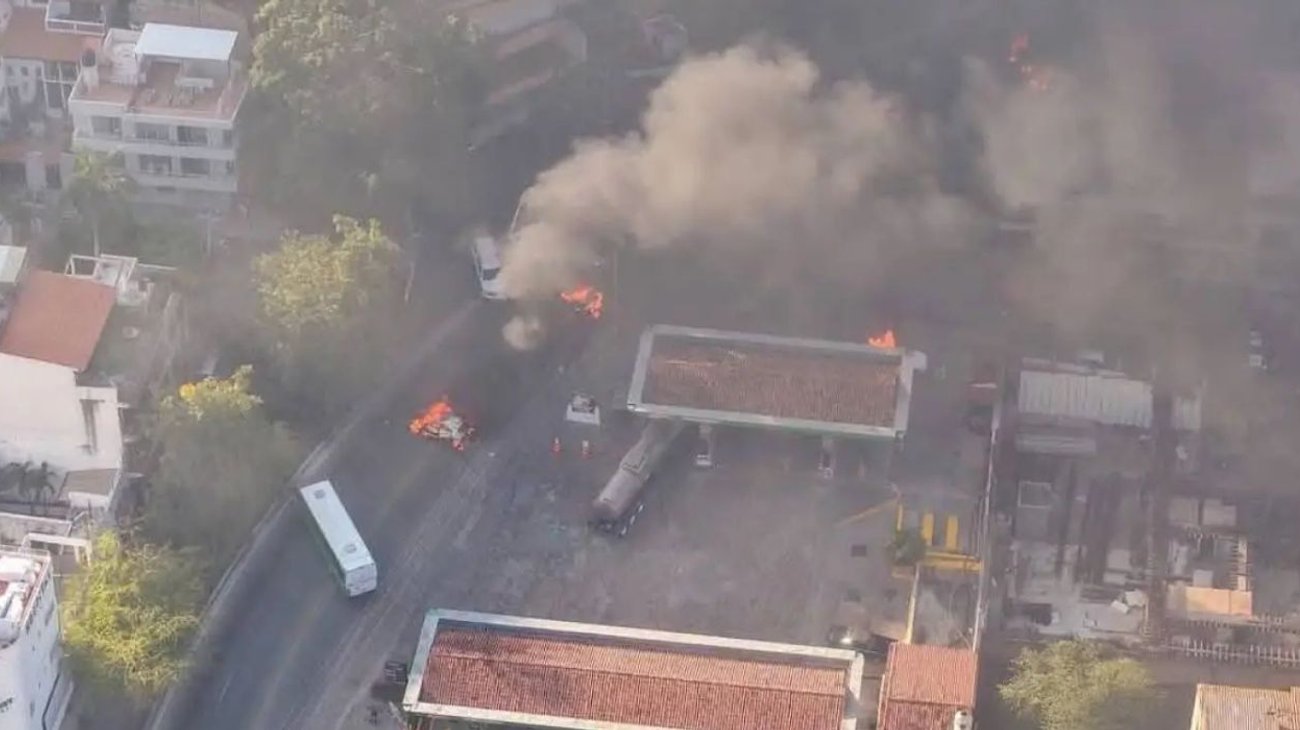 Fuga dejó 23 reos libres y custodio muerto en Puerto Vallarta