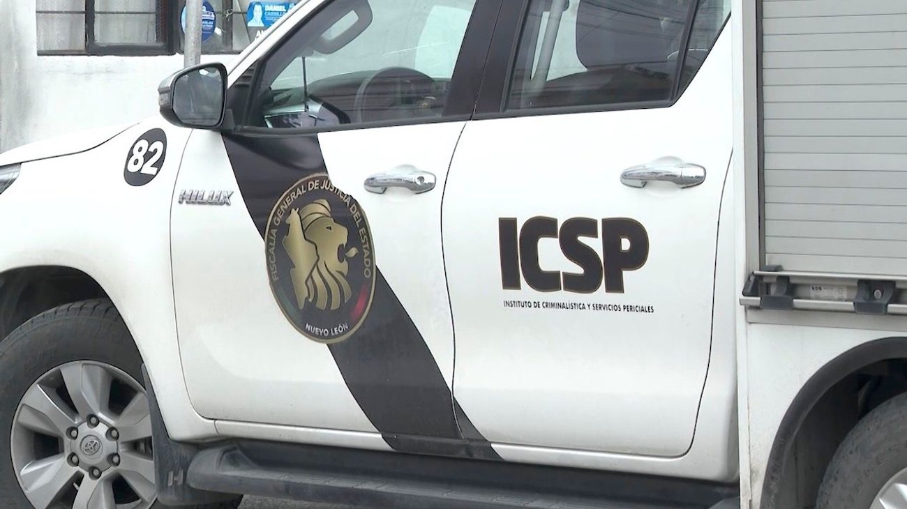 Roban 1.5 millones de pesos y joyería en residencia de Santiago