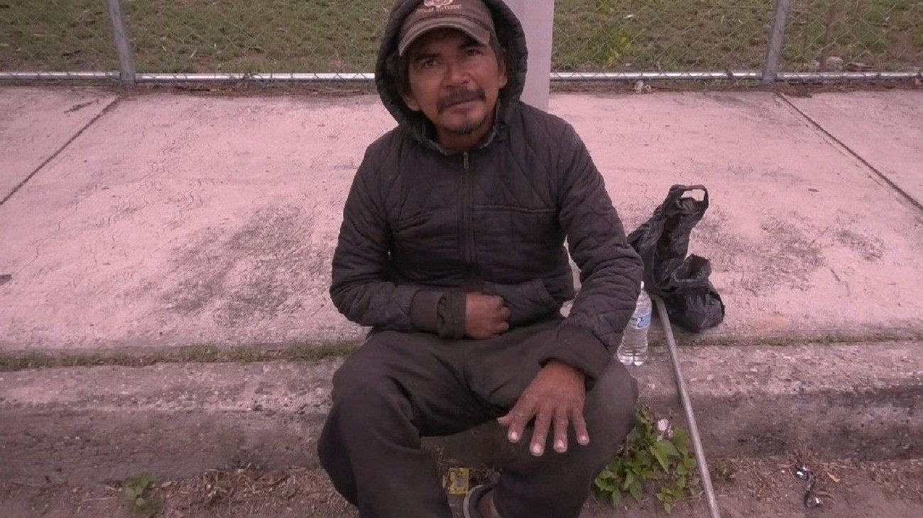Leopoldo Alfaro, persona en situación de calle en Victoria