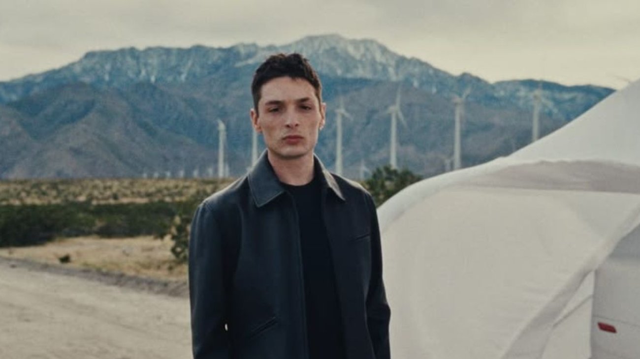 Declaran día de Peso Pluma y le entregan llaves de Texas