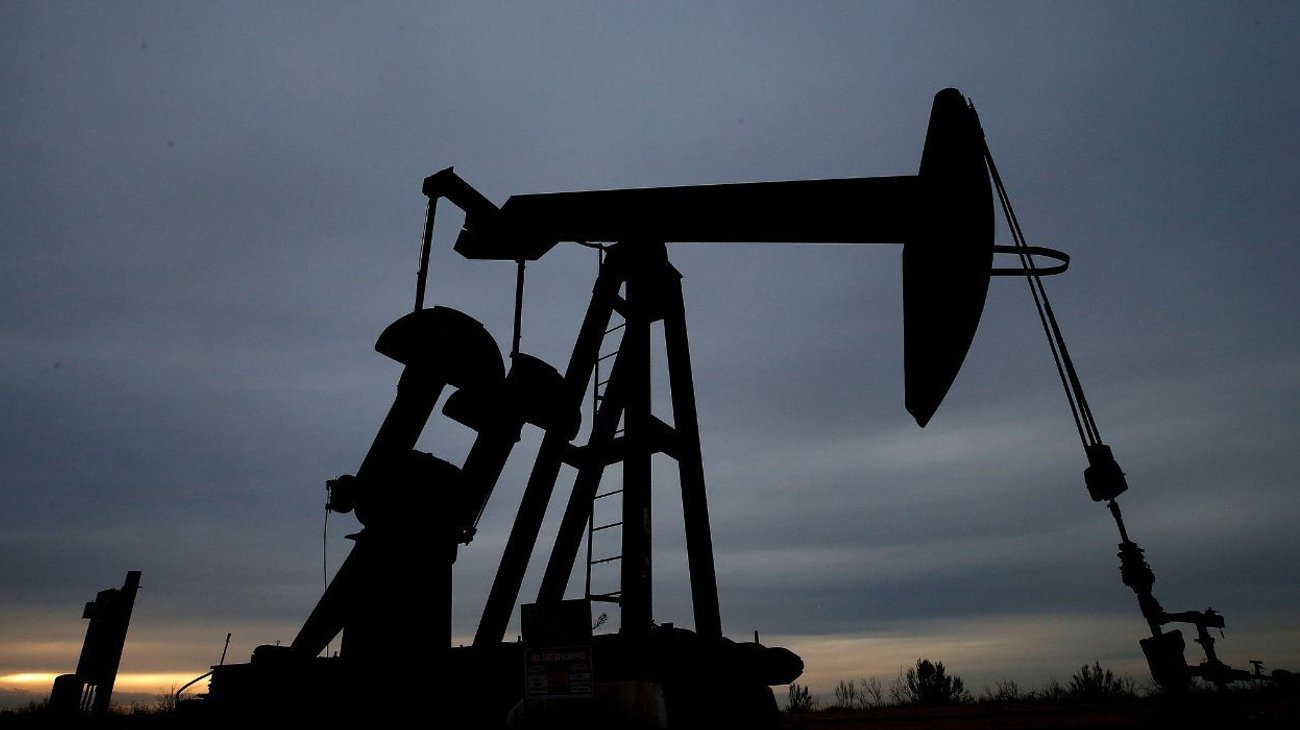 petroleo_cae_mas_5_acuerdo_eua_iran_43f22ef766