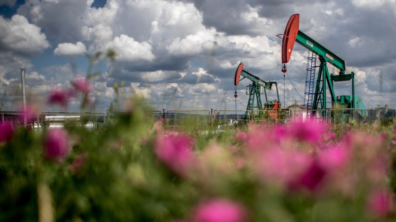 petroleo_sube_tras_bloqueo_trump_estrecho_ormuz_b98e8d4a9d