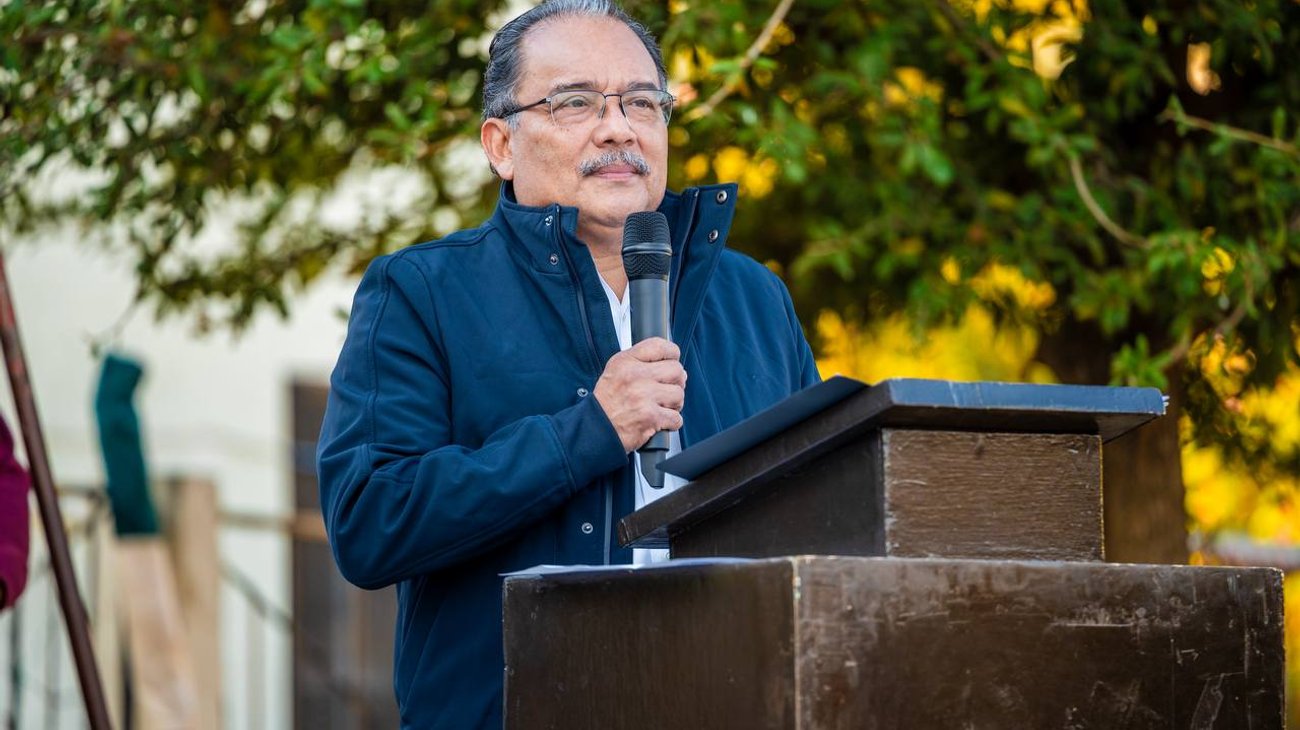 photo_4922926196996115486_y_6f40a01593