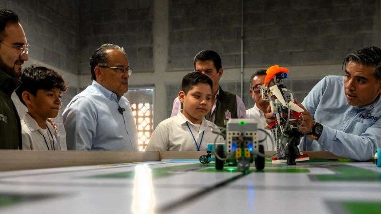 Inaugura Escobedo ampliación de Escuela de Artes y Oficios