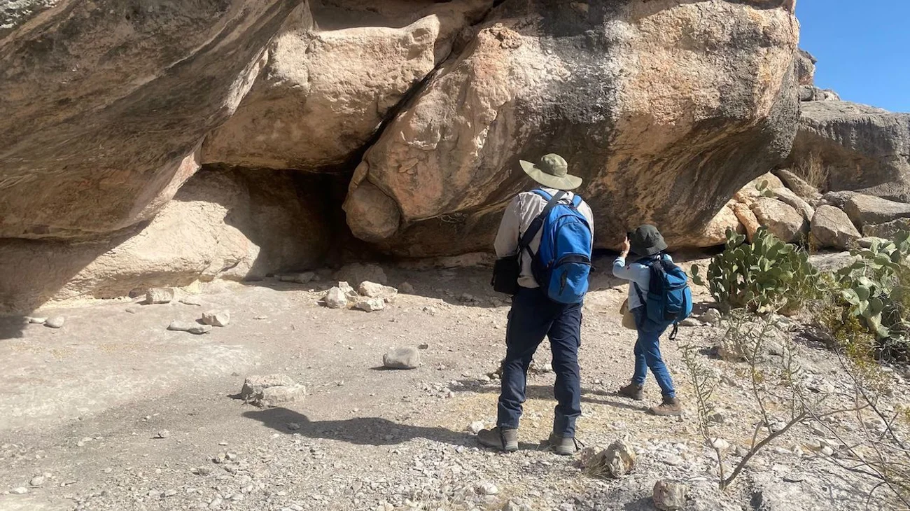 Alistan restauración de pinturas dañadas en Cueva La Pinta