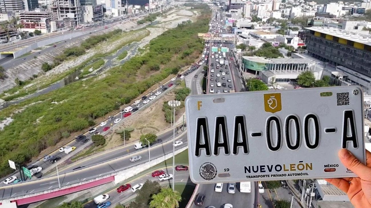 Unifica NL cambio de placas: pasa de cinco trámites a uno