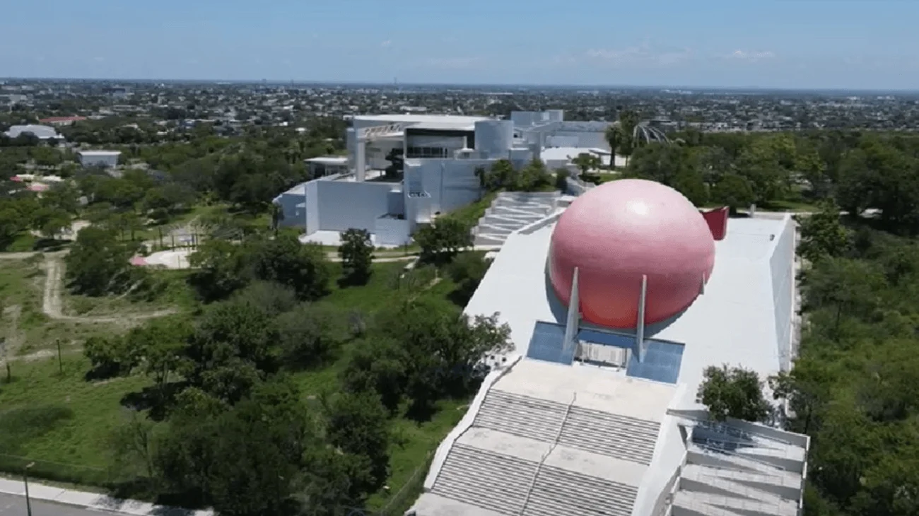Presentan nueva cartelera en el Planetario en Tamaulipas
