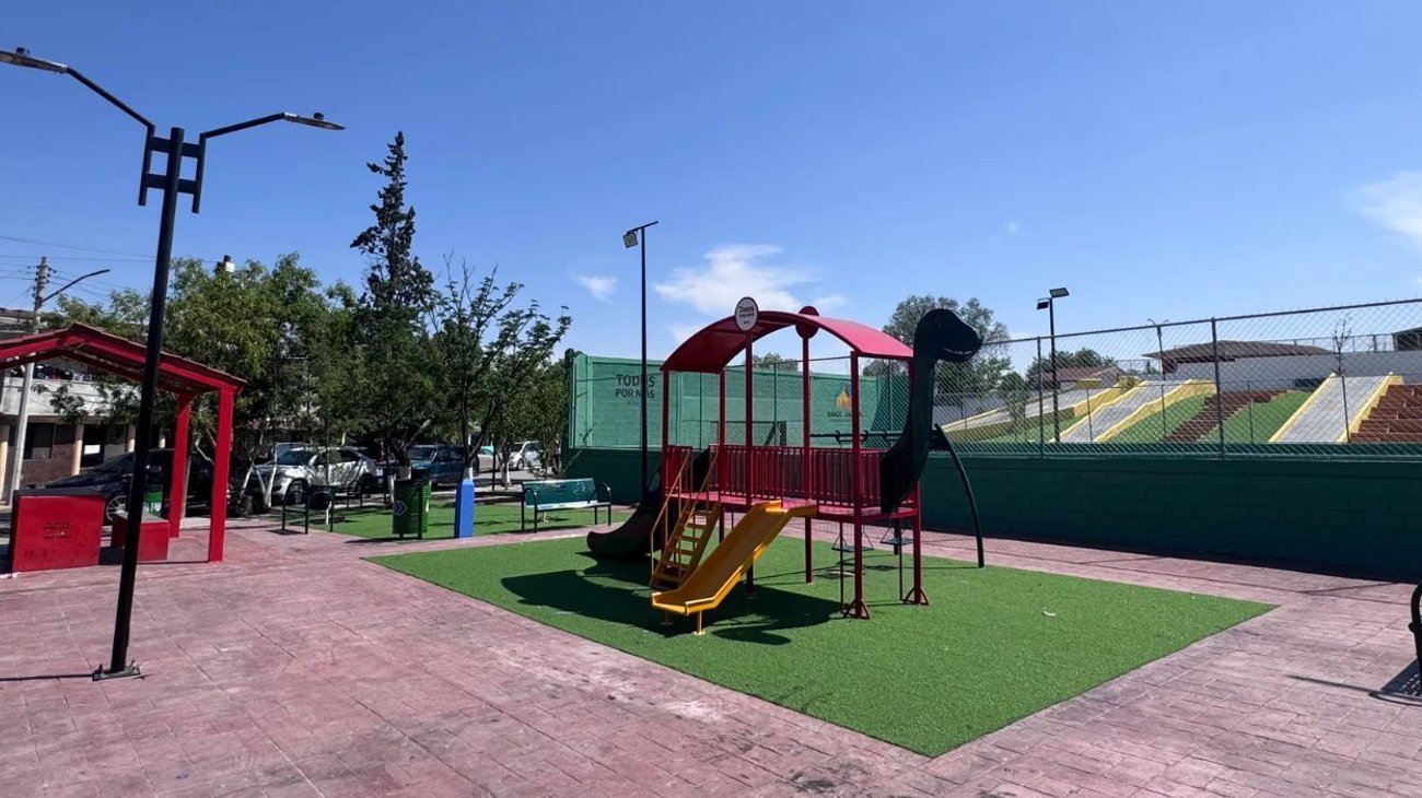 Siguen actos vandálicos contra juegos inclusivos en plaza