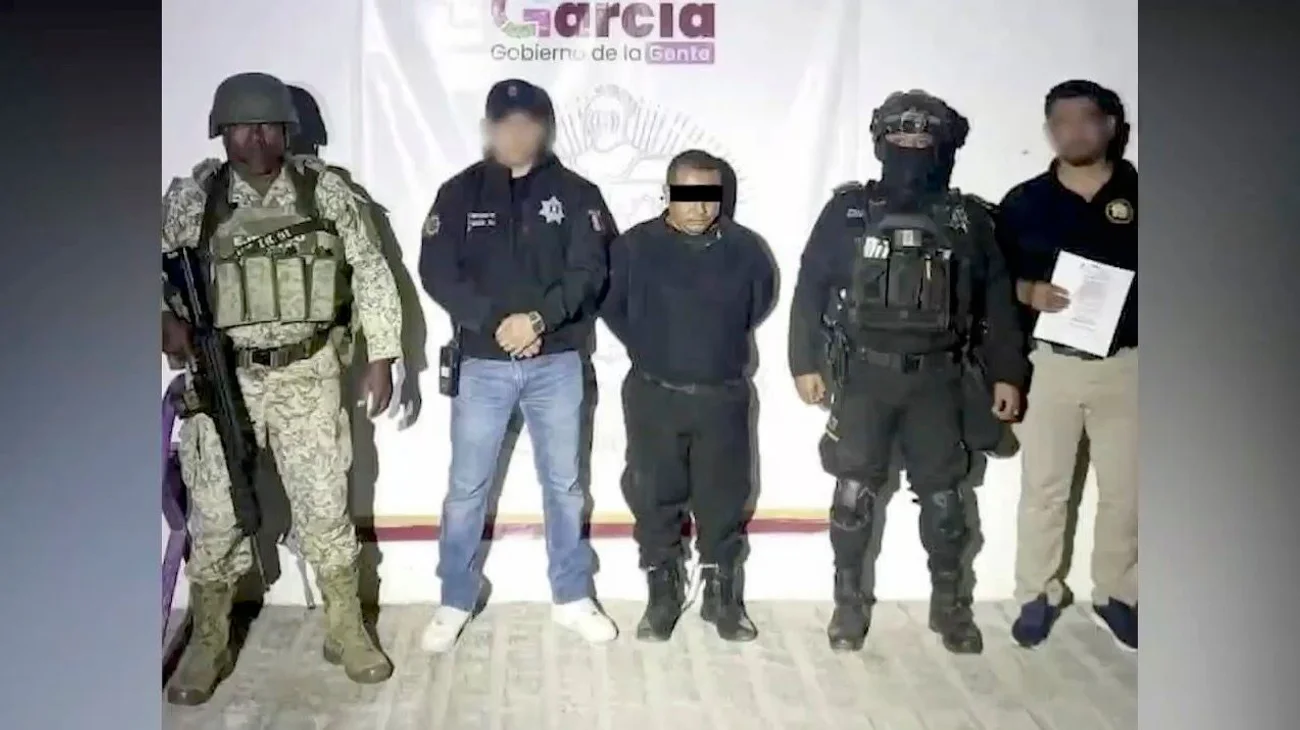 Detienen a policía de García por presunto doble homicidio