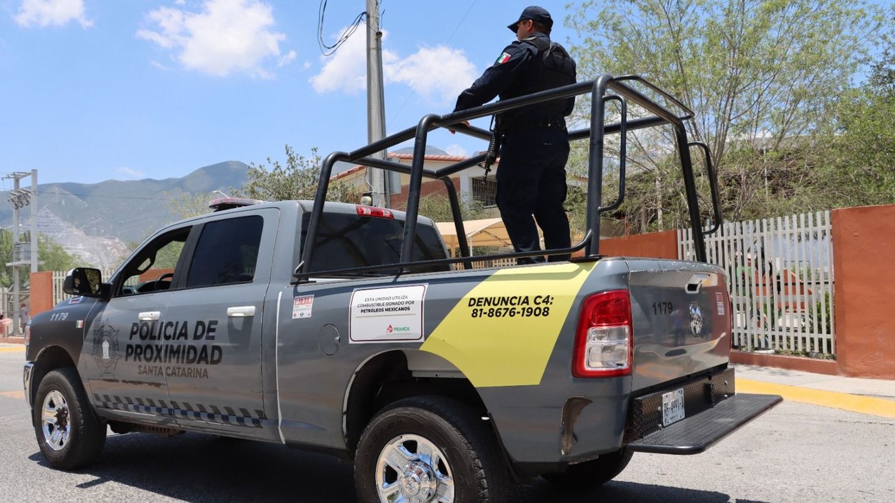 Vigila Santa Catarina escuelas para evitar robos