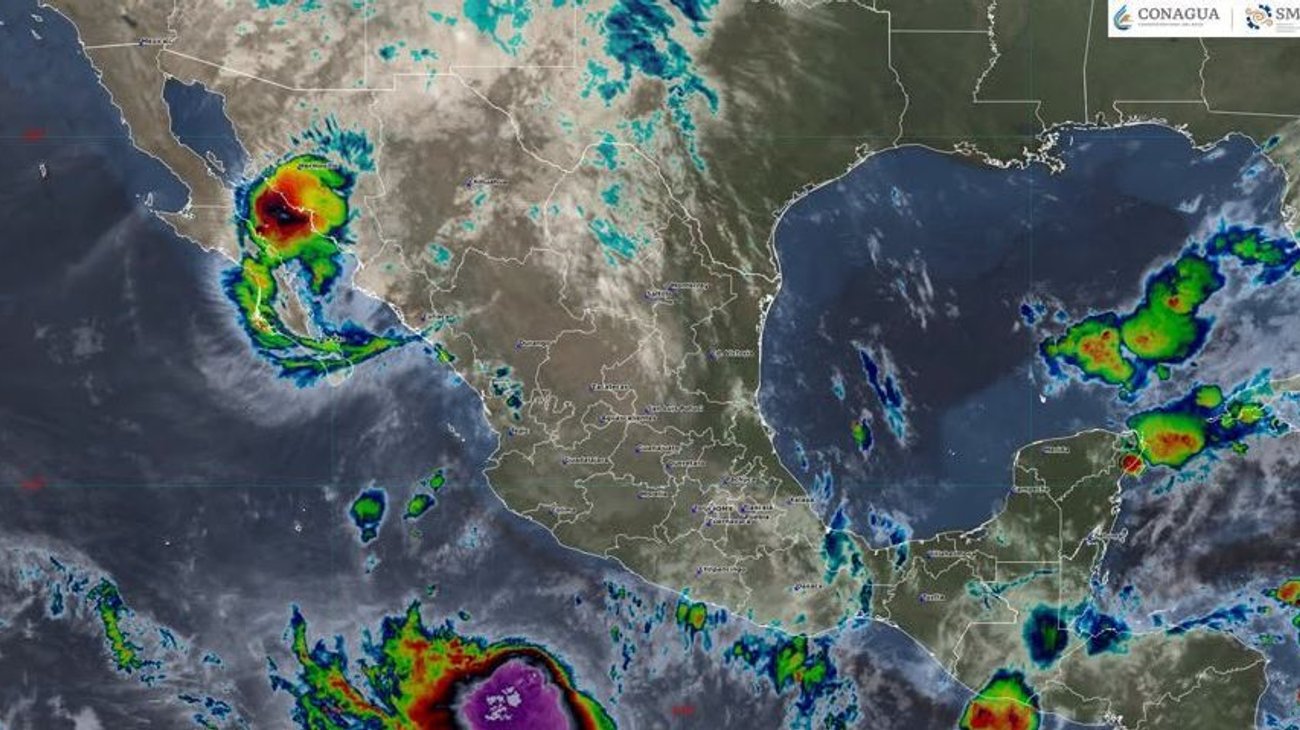 Polo toca tierra como huracán categoría 2 y avanza hacia Sonora