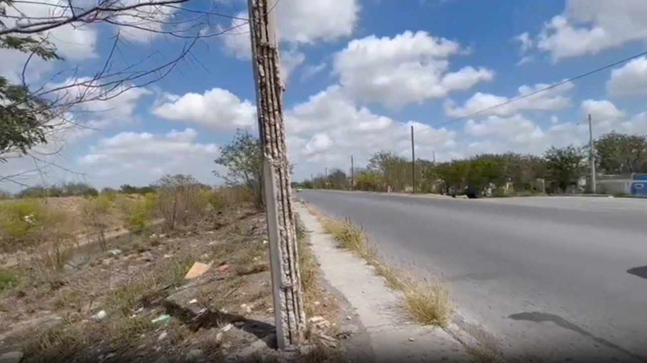 Explica Matamoros origen de postes inclinados en la ciudad