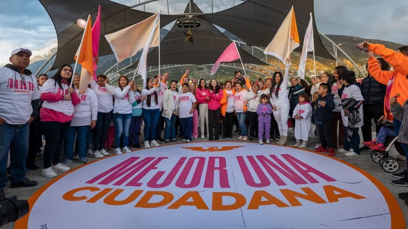 Lorenia Canavati realiza cierre de precampaña en San Pedro