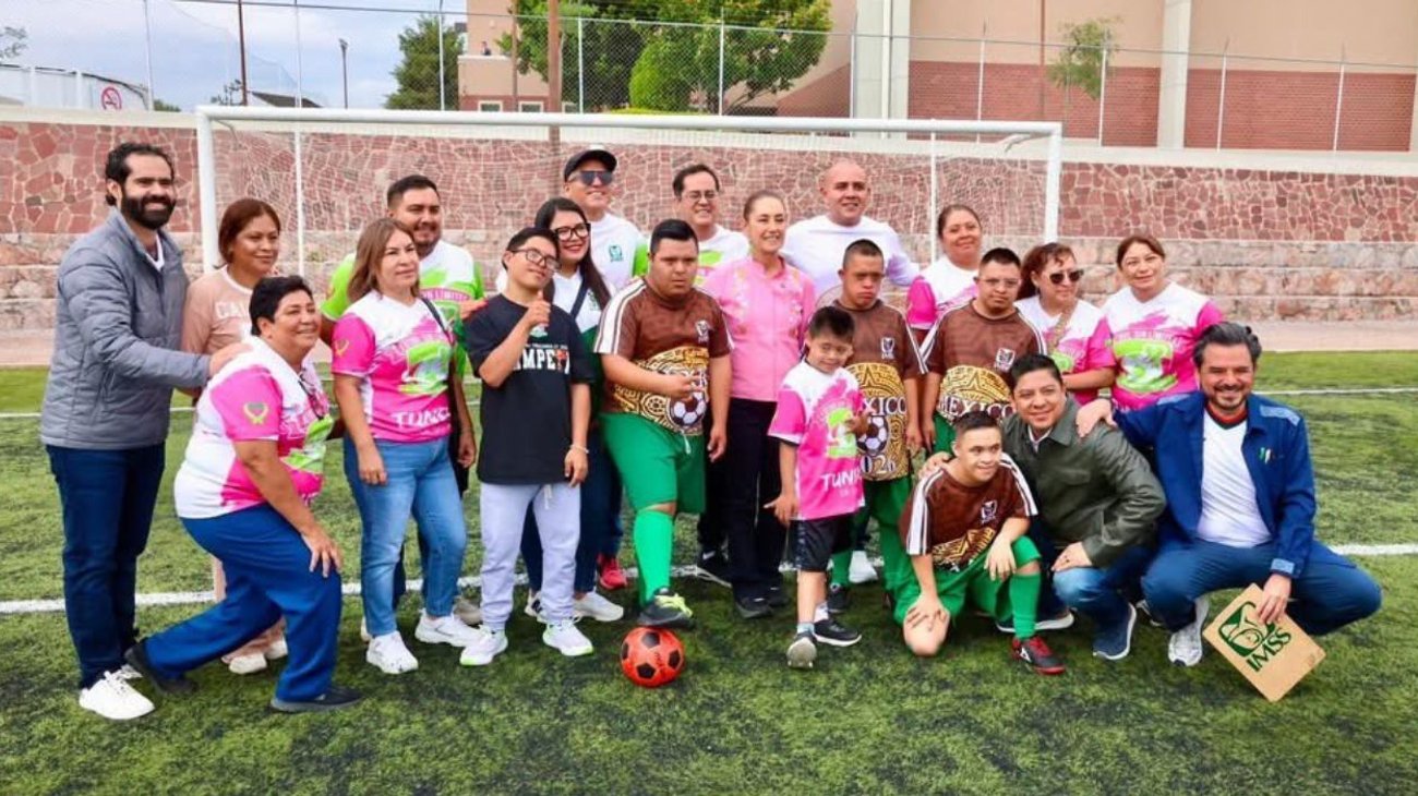 presidenta_hace_visita_sorpresa_para_regalar_boletos_d2ffa3d486