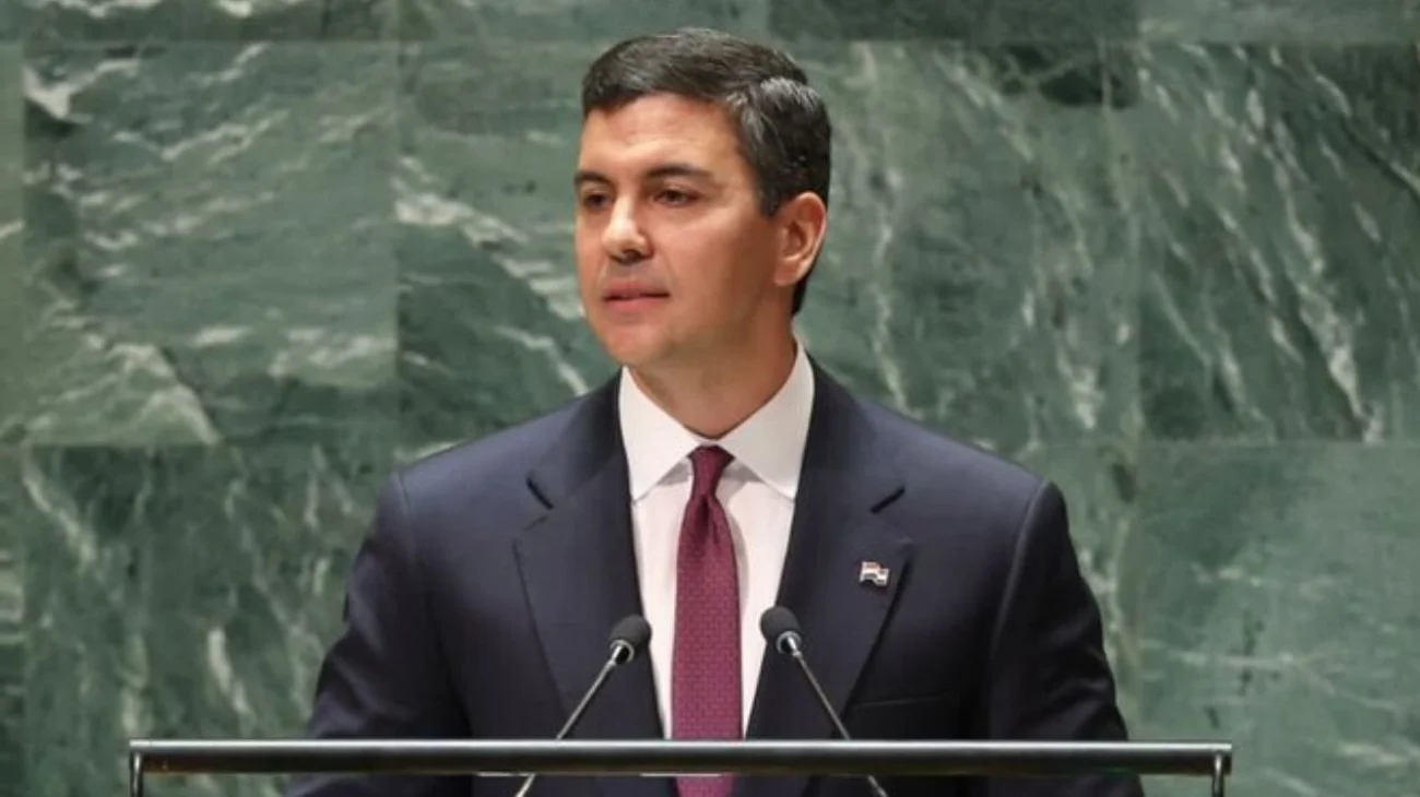 Hospitalizan al presidente de Paraguay en Brasil