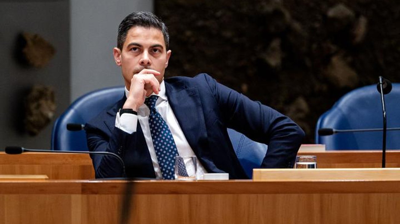 Primer ministro holandés admite usar IA para escribir sus posts