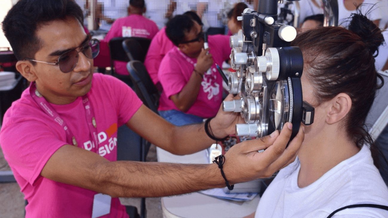 Llevan "atención comunitaria" a cárcel femenil de Nuevo León