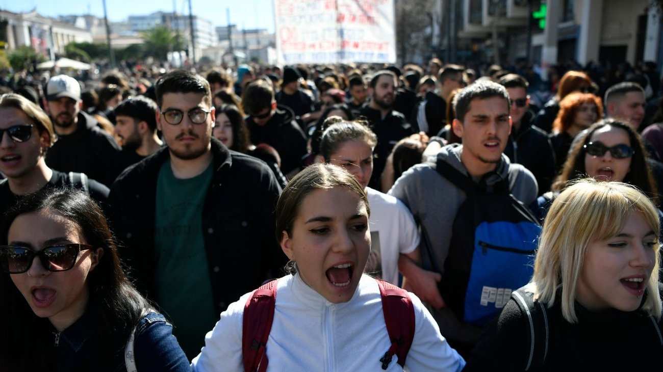 protestan_en_grecia_contra_plan_sobre_universidades_privadas_f973ede355