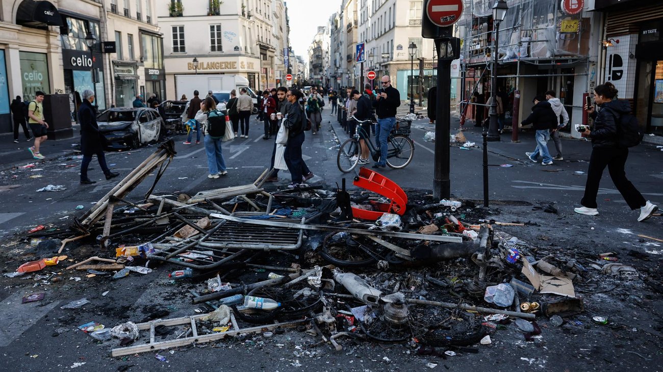 Gobierno francés admite fracaso en gestión de protestas violentas