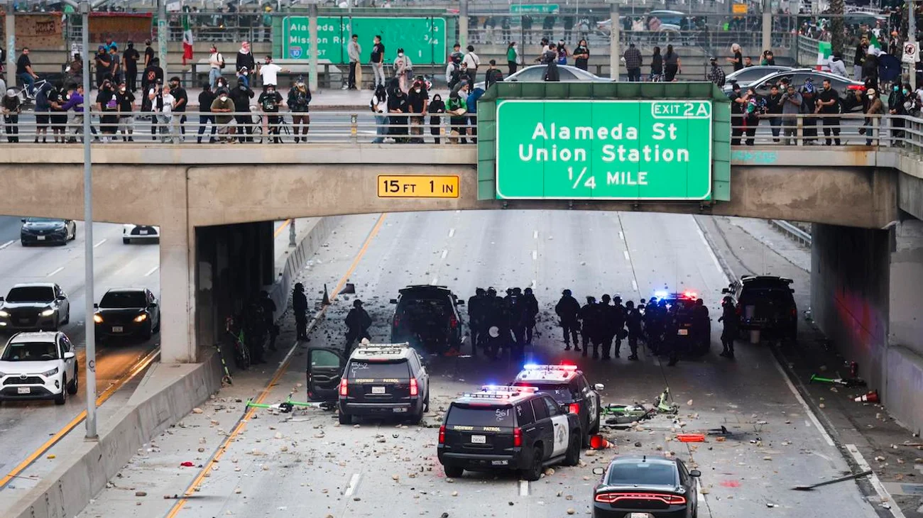 Arrestaría a gobernador de California por protestas, afirma Trump