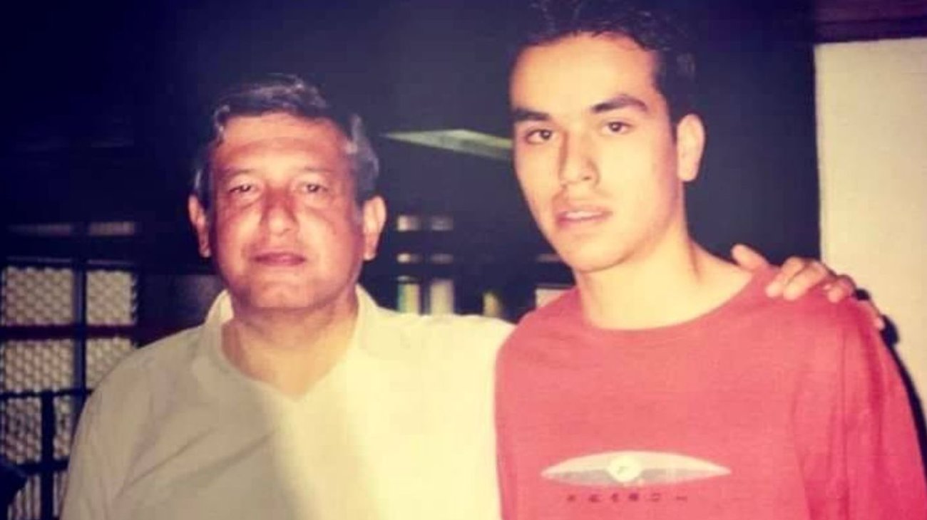 Publica Jorge Álvarez Máynez foto antigua con AMLO 